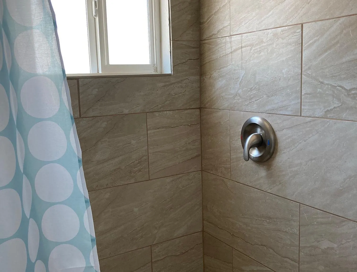 Studio, 425 sqft, $1,225 — Photo 2