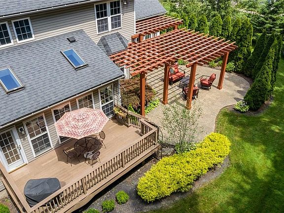 2nd image of 3262 Neille Ln