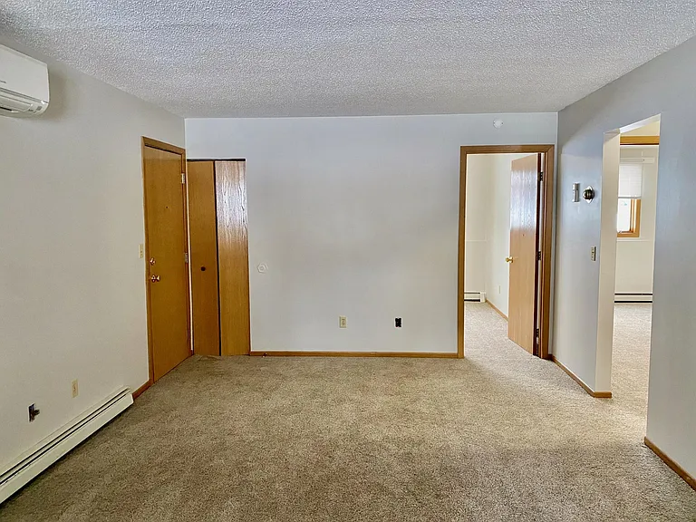525 Oxford St #1 — Photo 8