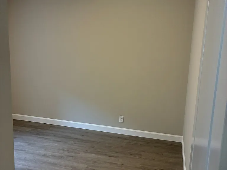 1315 Loral Ave — Photo 18