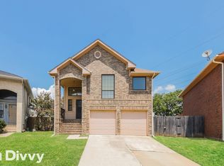 1335 Jasmine Dr, Lewisville, TX 75077
