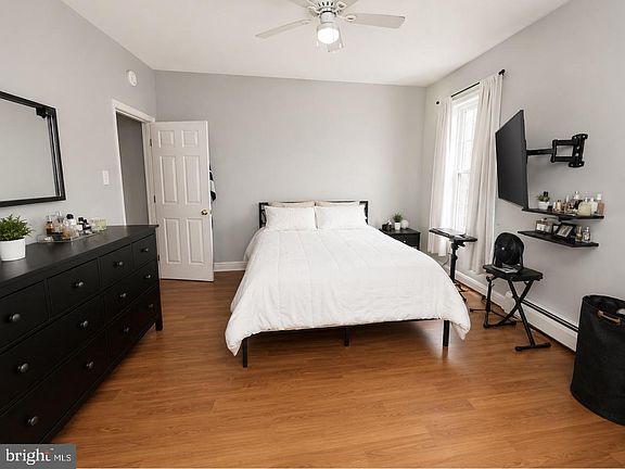 4th image of 5228 Vine St