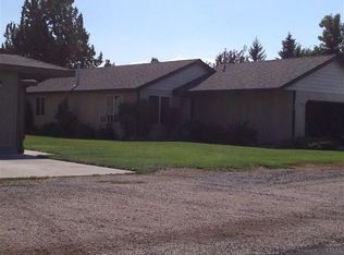 2038 SW 22nd St, Redmond, OR 97756