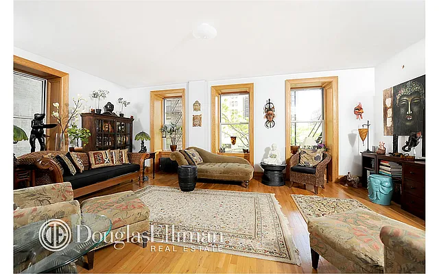 Sold by Douglas Elliman | media 20