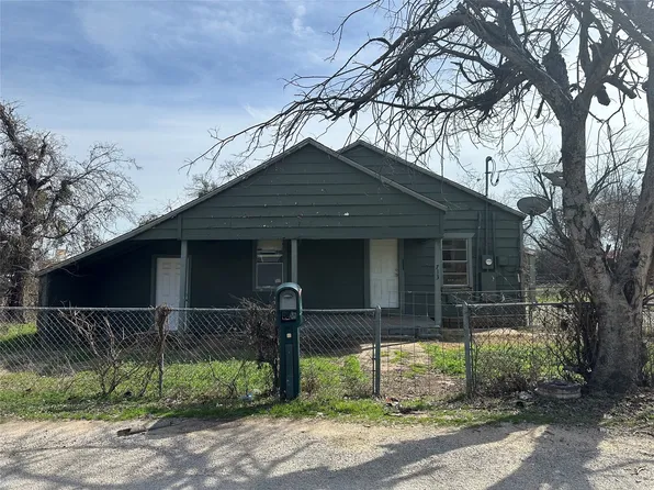 713 Wright Ct, Granbury, TX 76048