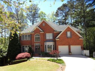 215 Lake Heights Ct, Johns Creek, GA 30022