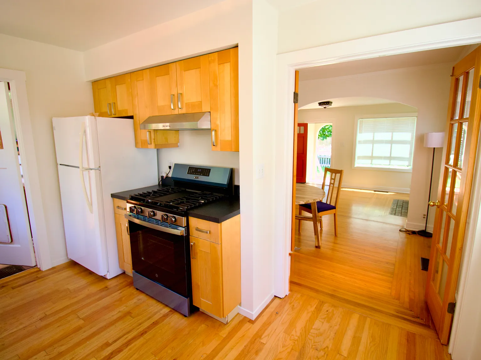2 bed, 790 sqft, $4,800 — Photo 4