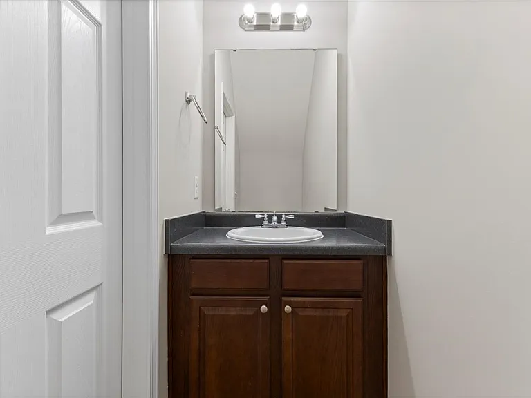 3526 Aldie Ct — Photo 10