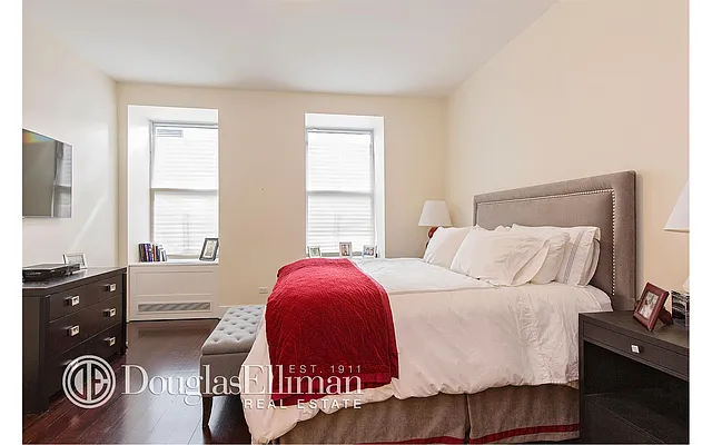 Rented by Douglas Elliman | media 8