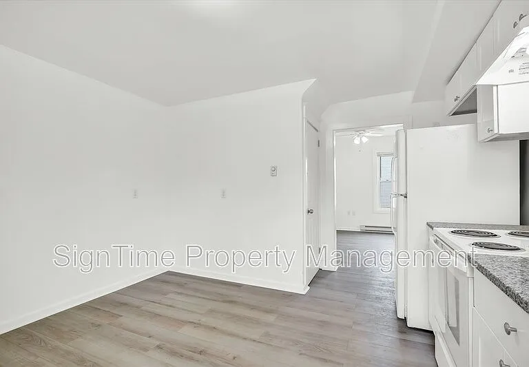 107-115 W Church St #109 — Photo 8