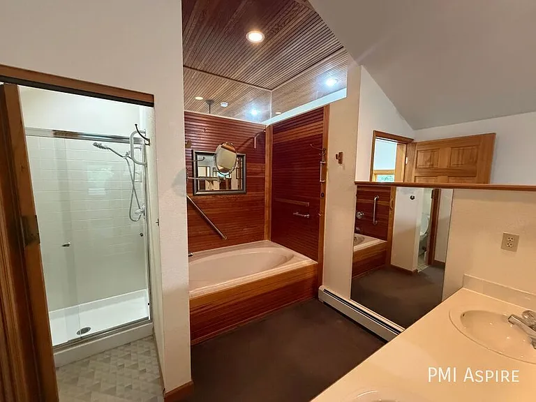 1940 Tincup Ct — Photo 19