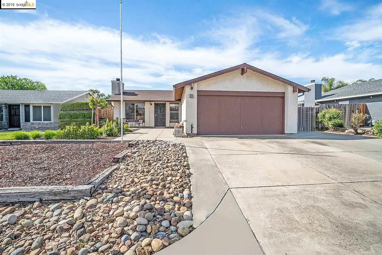 833 Chianti Way photo 1