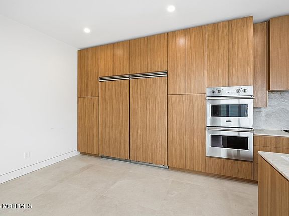 4th image of 46 Whalepond Road