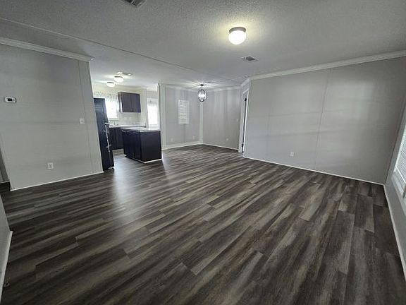 4th image of 125 Todd St #125
