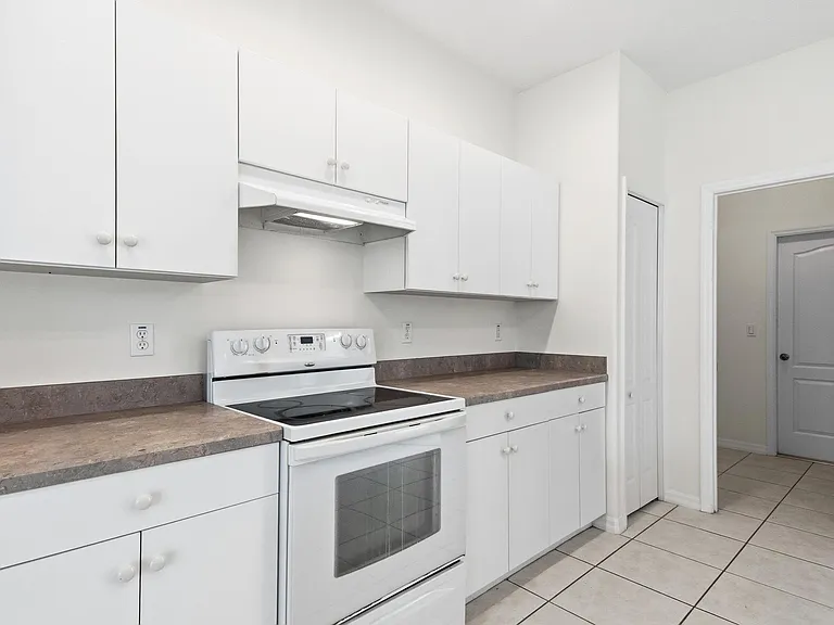 29 E Diamond Dr — Photo 6