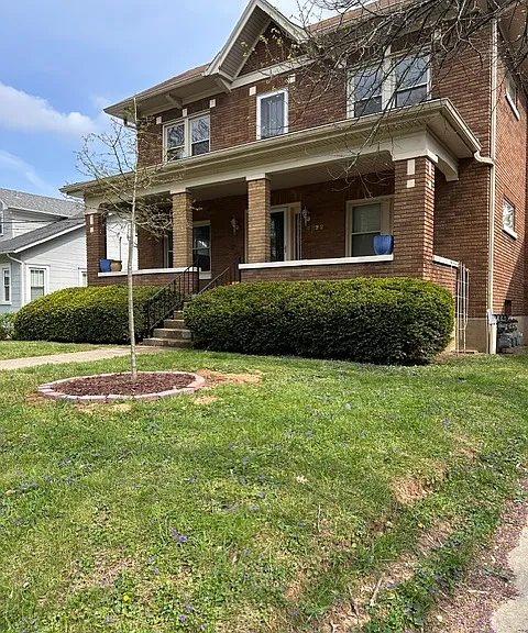 1922 Roanoke Ave #4 — Photo 1
