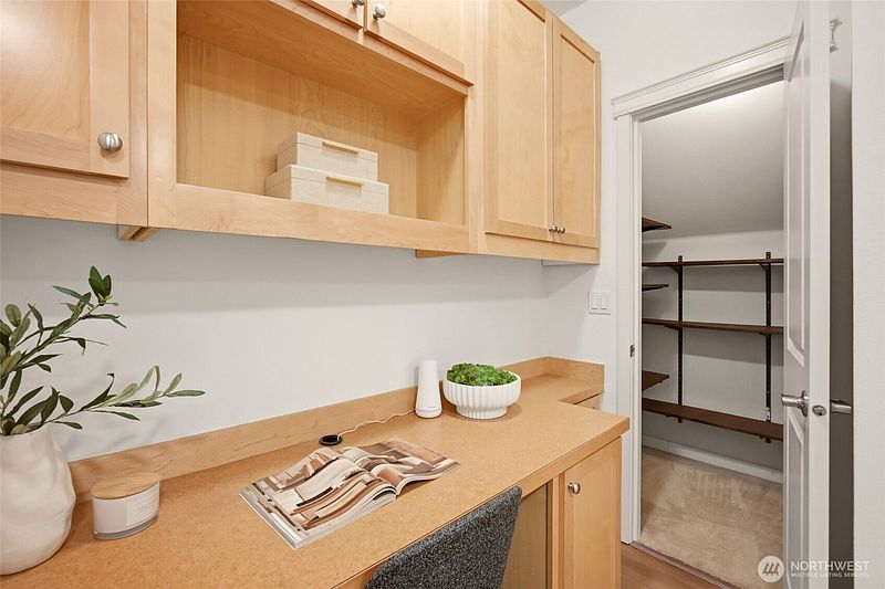 5th image of 4321 Issaquah-Pine Lake Road SE #407