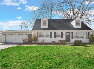 378 Raritan Dr, Valparaiso, IN 46385