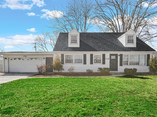 378 Raritan Dr, Valparaiso, IN 46385