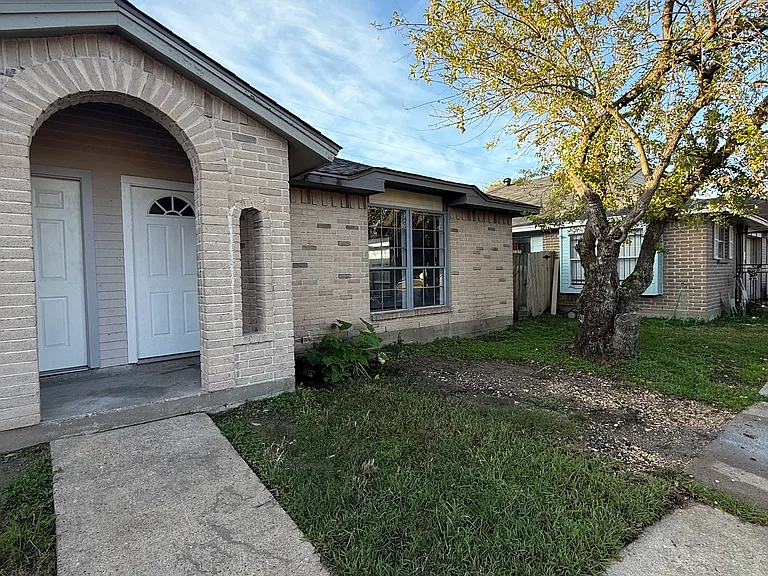 6629 Greenyard Dr — Photo 1