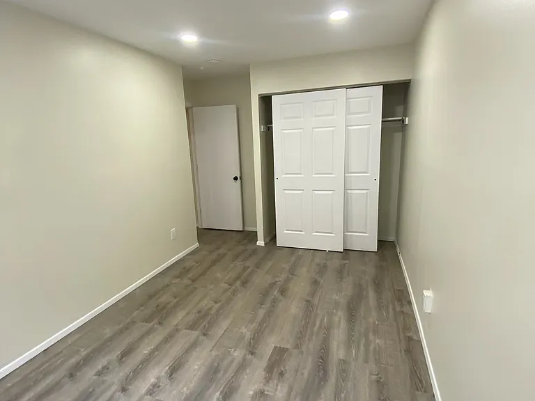 230 Hill Rise — Photo 5