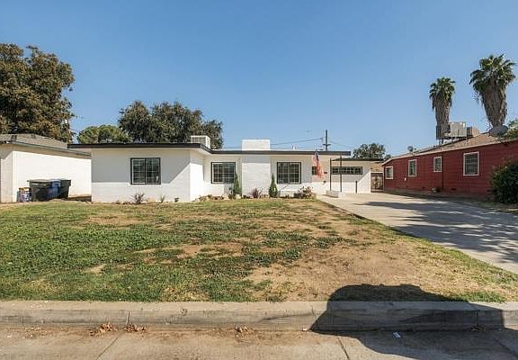 2nd image of 1921 N 11th Ave