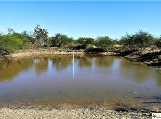 796 Shelly Rd, Goliad, TX 77963