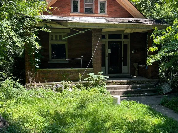 3300 Cavanaugh Ave, Cincinnati, OH 45211