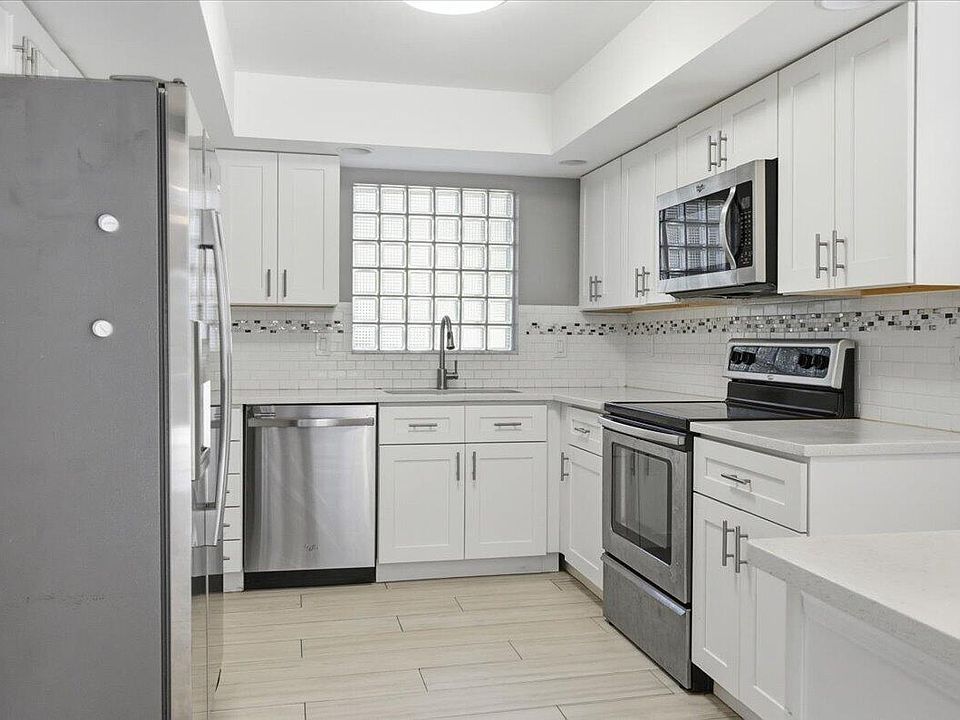 1st image of 11558 Winchester Drive