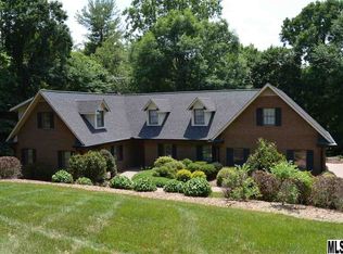 330 Lake Forest Dr, Taylorsville, NC 28681