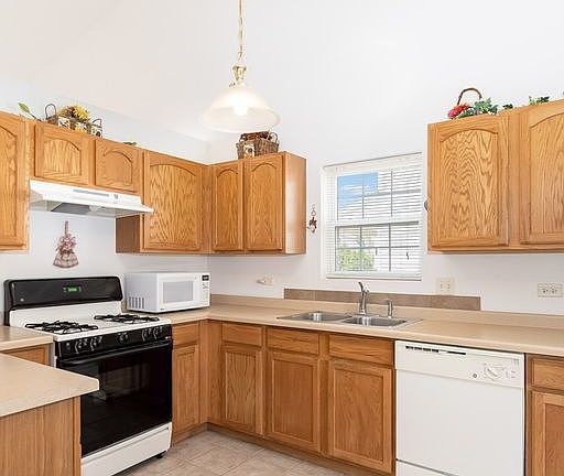 5th image of 7401 Fordham Ln