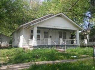 714 8th St, Osawatomie, KS 66064