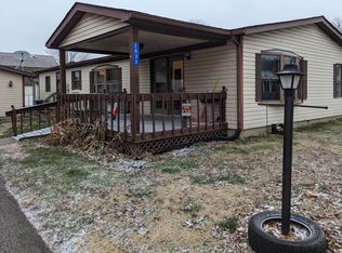 2033 Van Bibber Lake Est, Greencastle, IN 46135