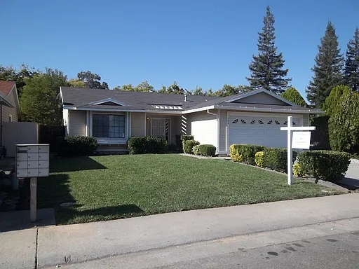 8609 Cassieri Cir photo 1