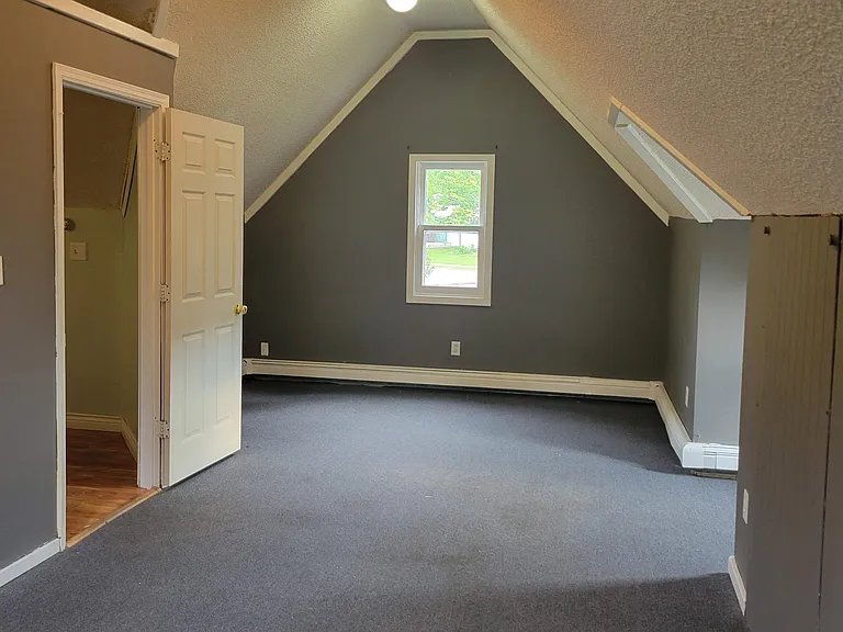 401 Central Ave — Photo 18