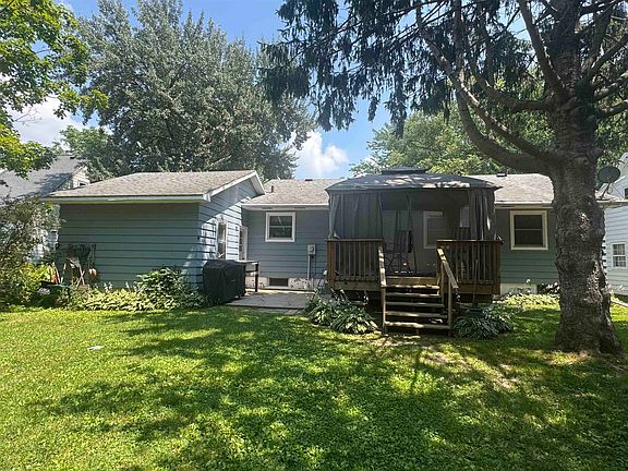 4th image of 1106 East Ave