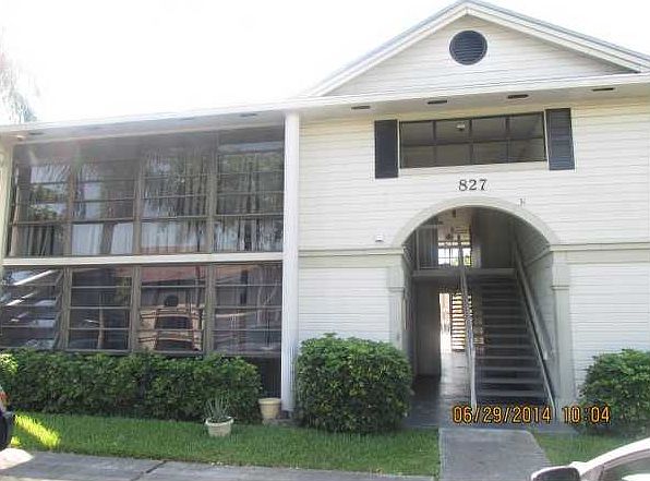 1st image of 827 NE 199th St APT 208
