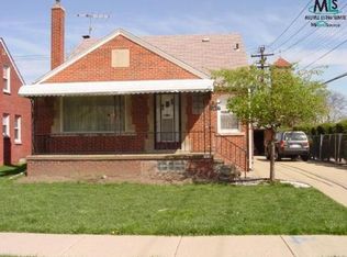 15717 S Veronica Ave, Eastpointe, MI 48021