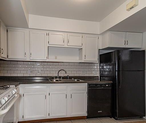4th image of 1307 E 346th St