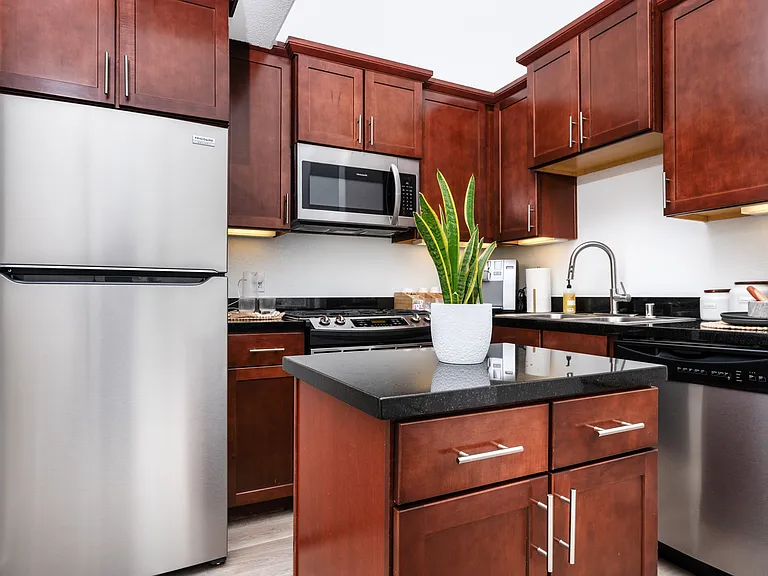 One Bedroom Kitchen