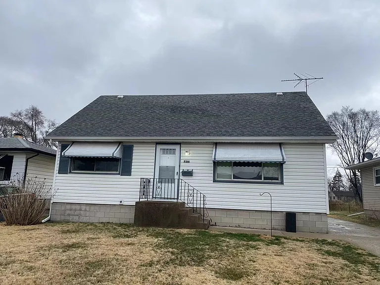 7201 Birch Pl — Photo 1