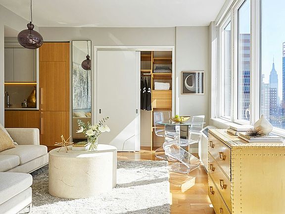 3rd image of 605 W 42nd St Ph 2L