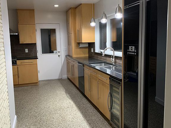 5th image of 2210 Fosgate Dr