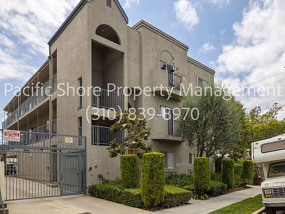 2nd image of 2238 Las Colinas Ave #101
