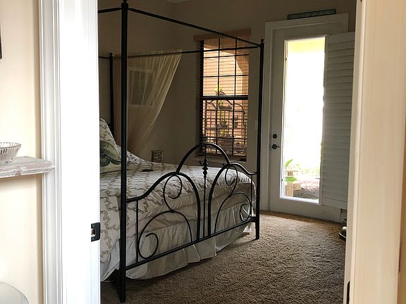 Exlarge Master/Door to Deck