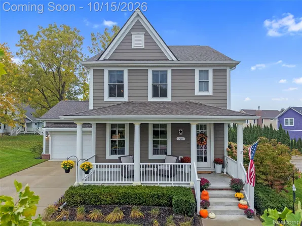 705 Revere St, Canton, MI 48188