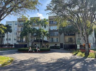 Cyrpess Club Of Kendale, Miami, FL 33183