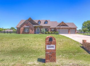 16195 S 279th East Ave, Coweta, OK 74429
