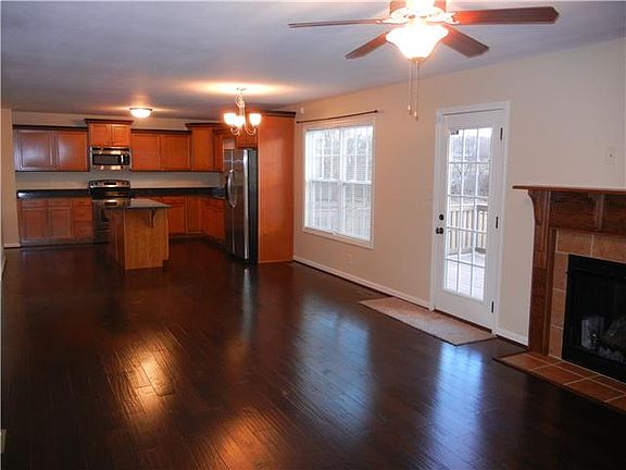 4th image of 1128 Ishee Dr