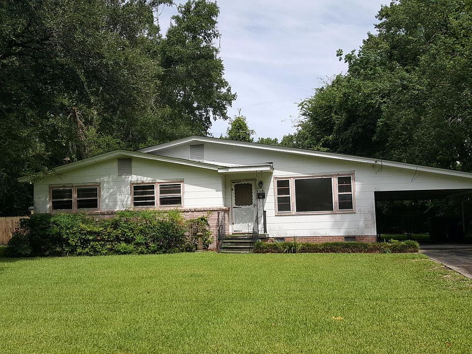 1st image of 2646 Leeds Ave